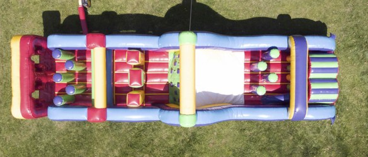 40' Fun Run Obstacle Course side view