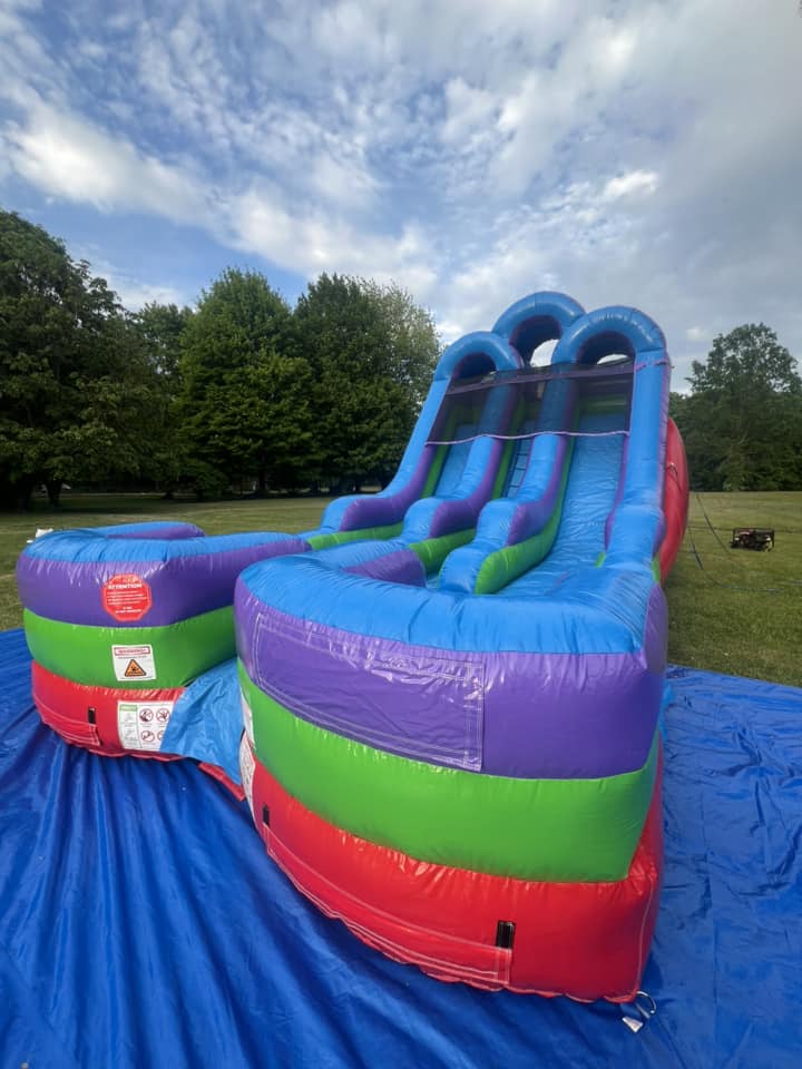 Retro water slide rainbow details