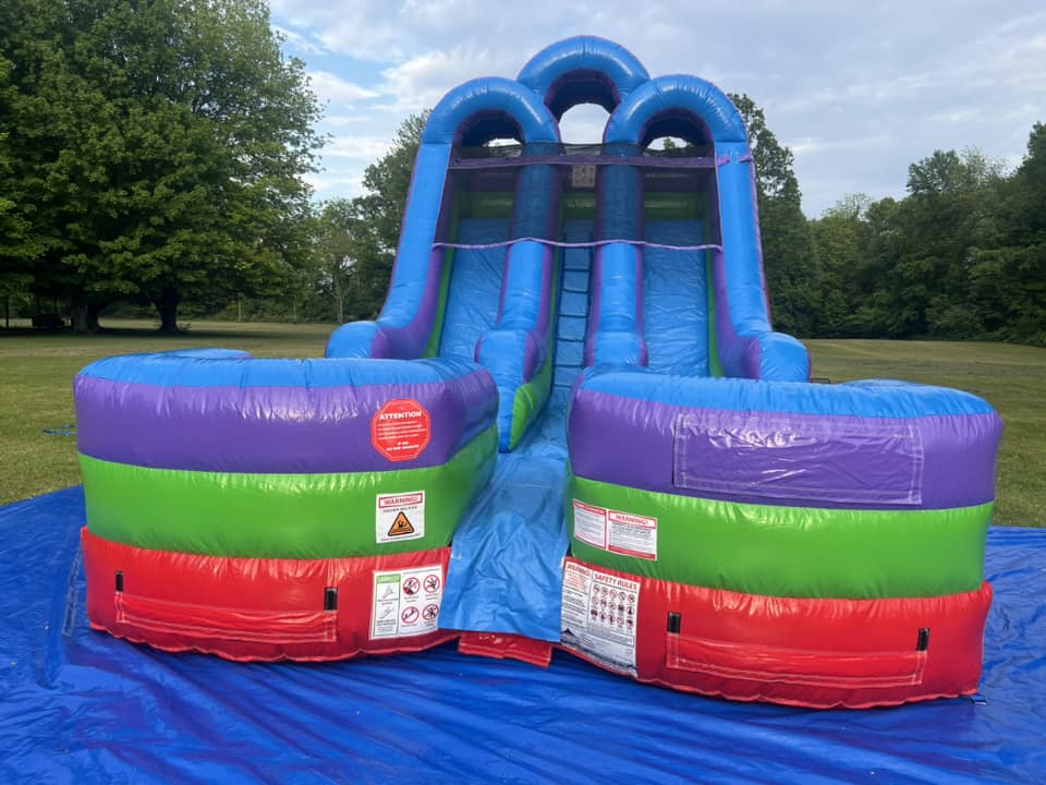 Retro water slide front view