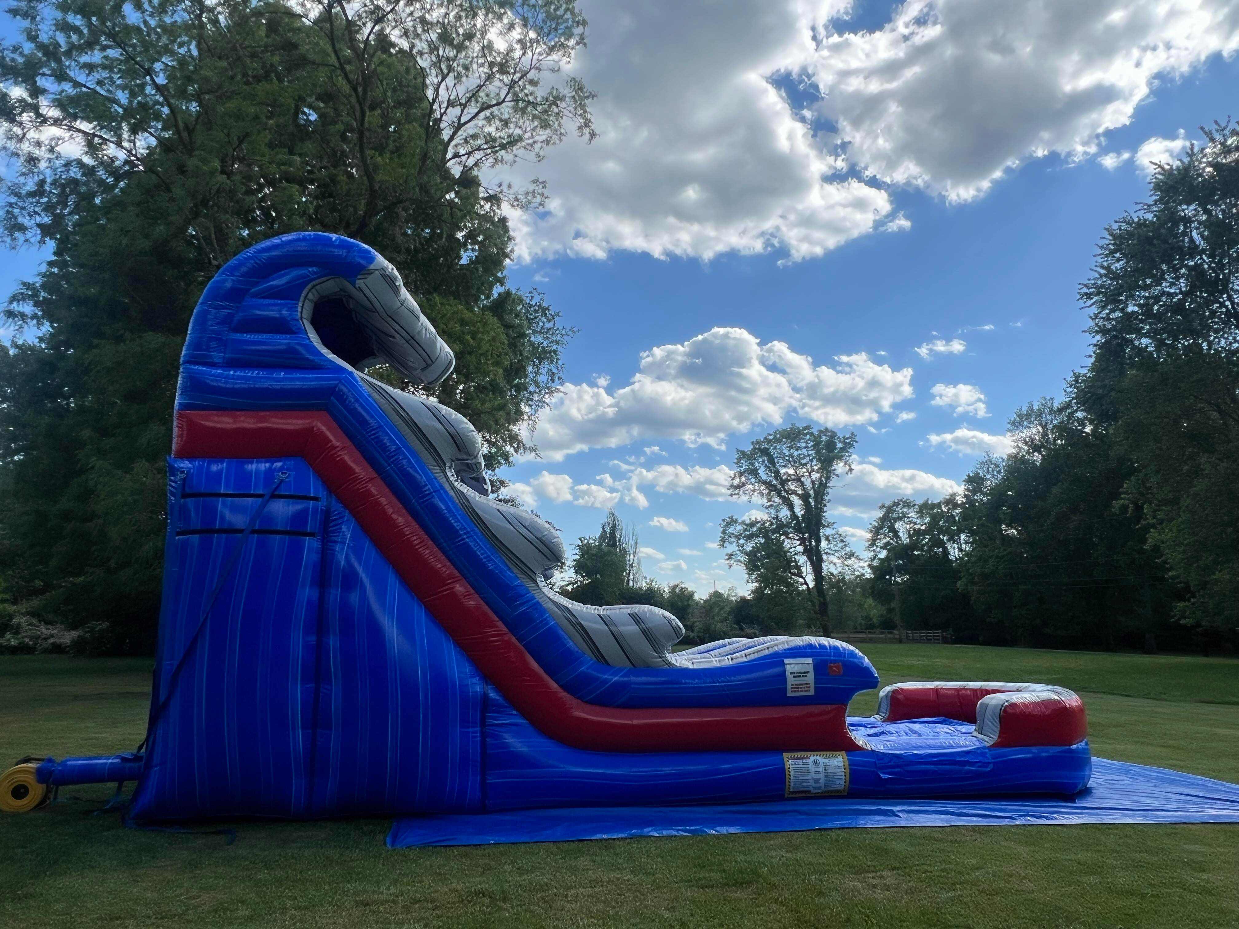 19 foot Raging Rapids water slide side view