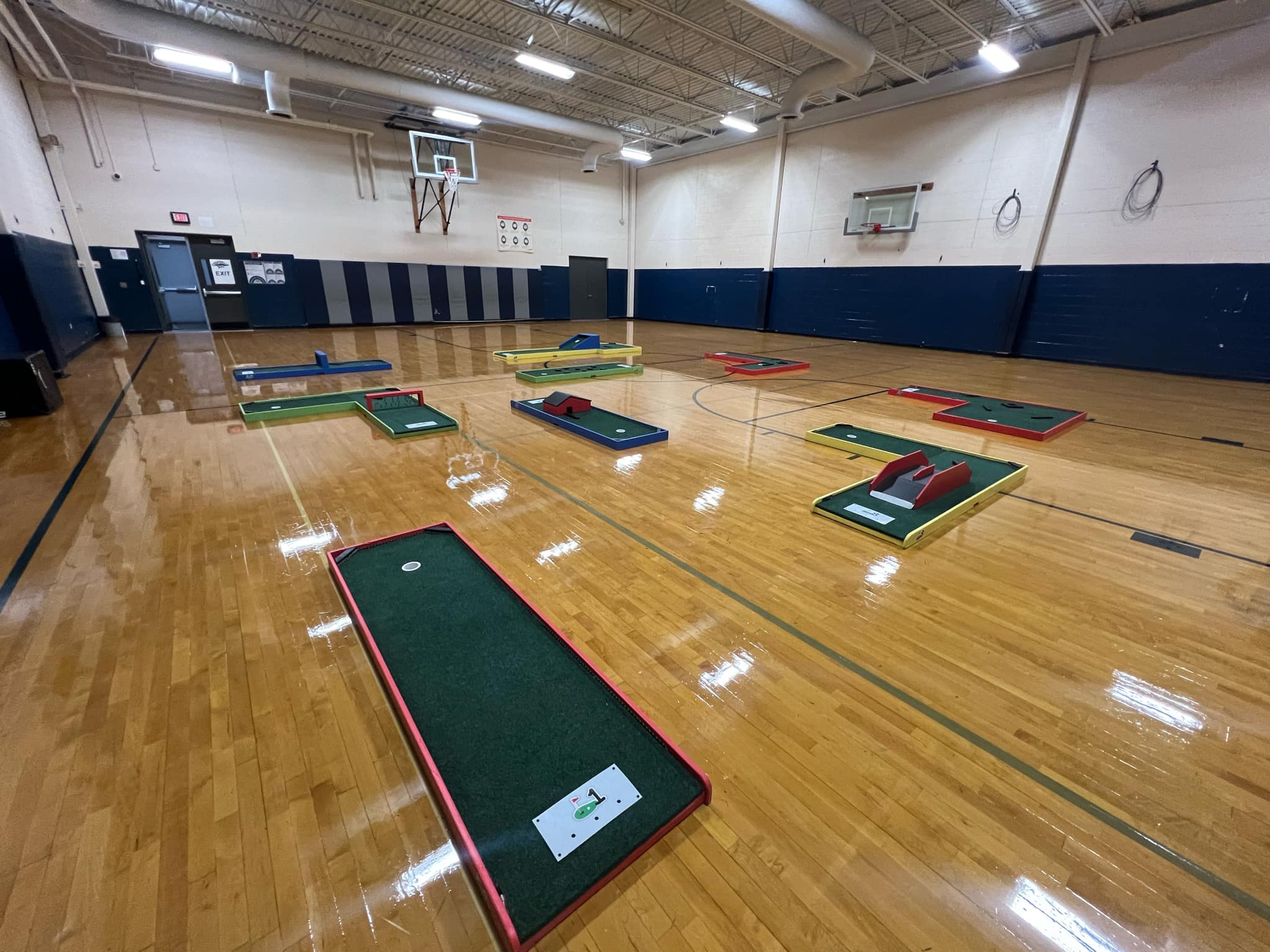 9 Hole Mini Golf Course Setup - Colorful Greens and Obstacles