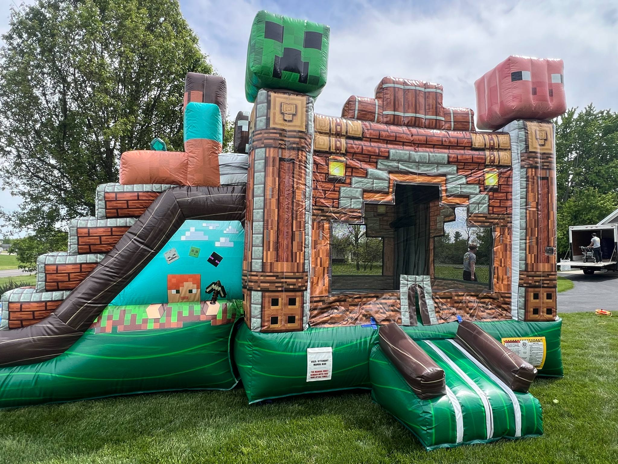 Minecraft Combo front angle