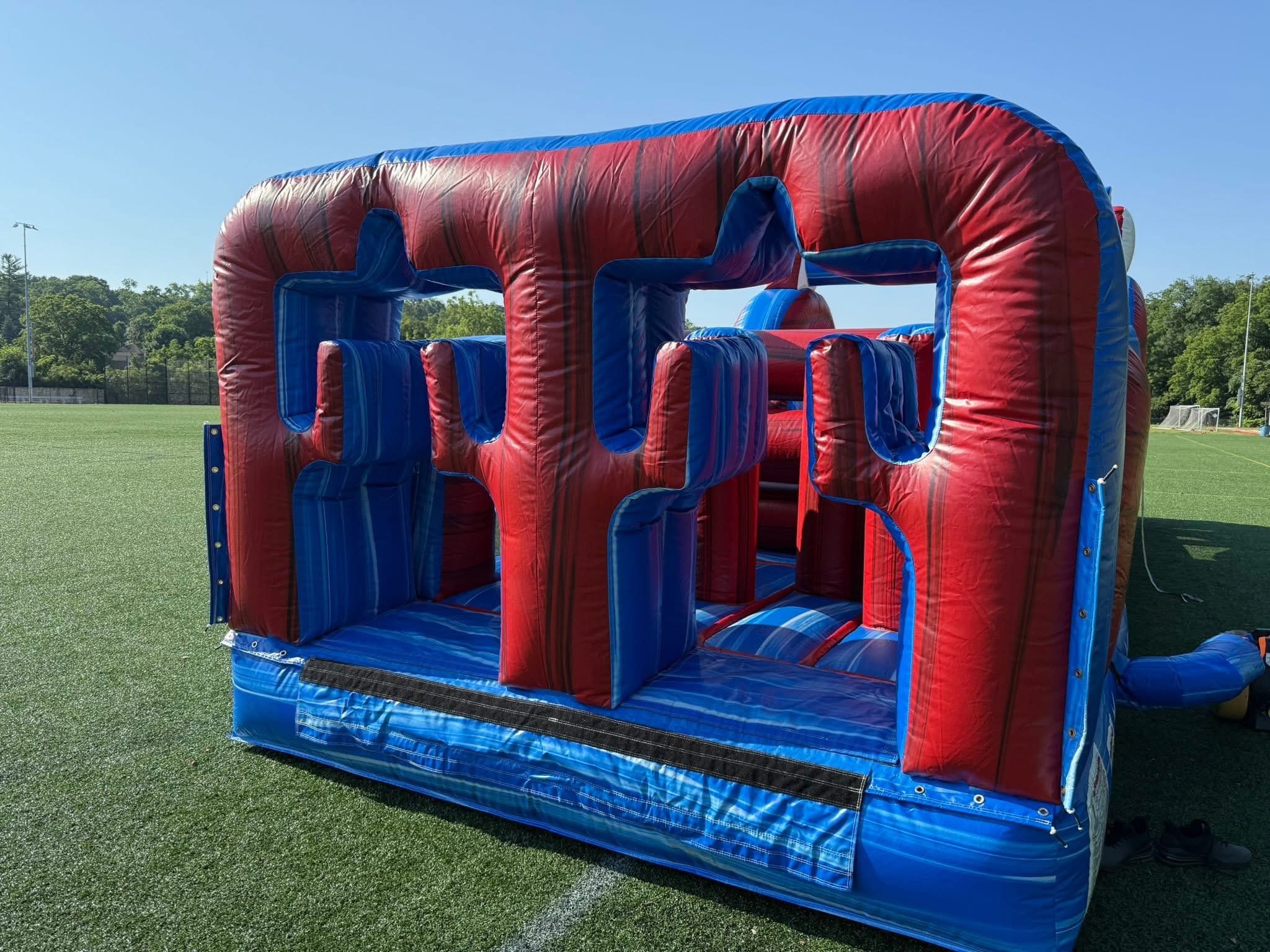 40 Feet of Freedom entrance